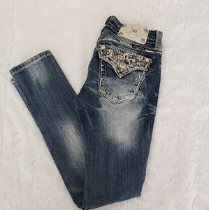 Distressed Miss Me skinny jeans